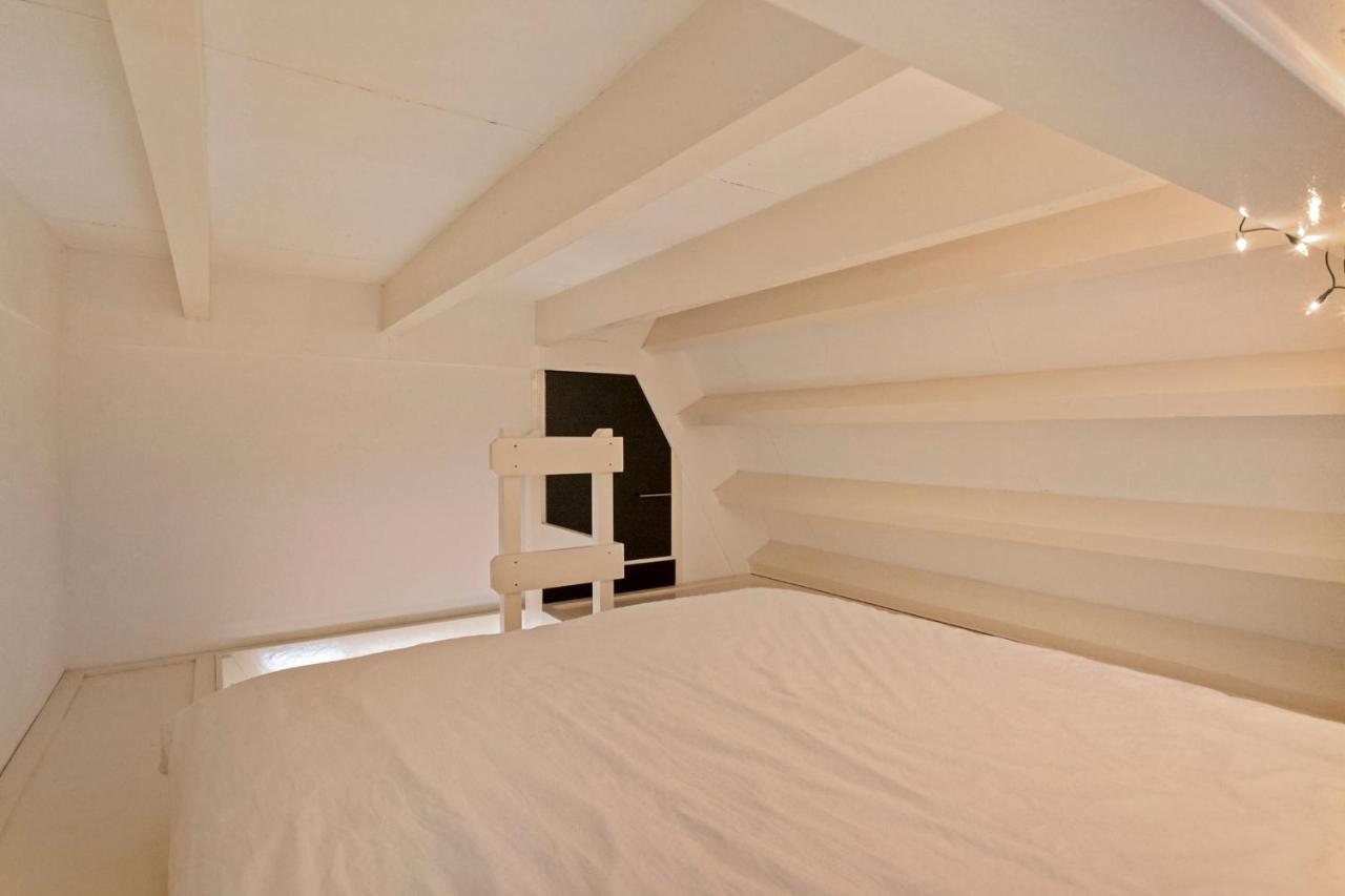 Zeer Luxe Appartement In ハルデルウェイク エクステリア 写真